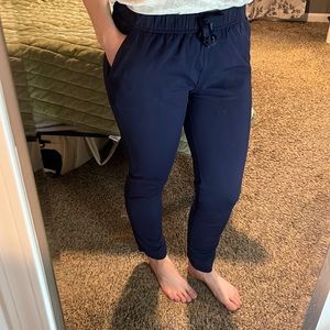 Lululemon trouser